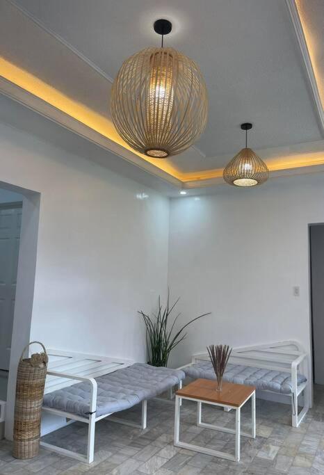Country Home In Silang Tagaytay Exterior foto